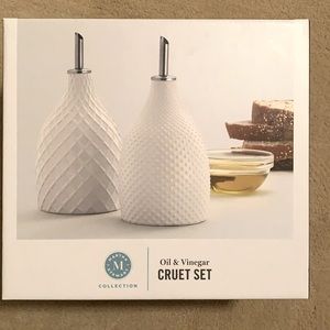 Martha Stewart Cruet Set